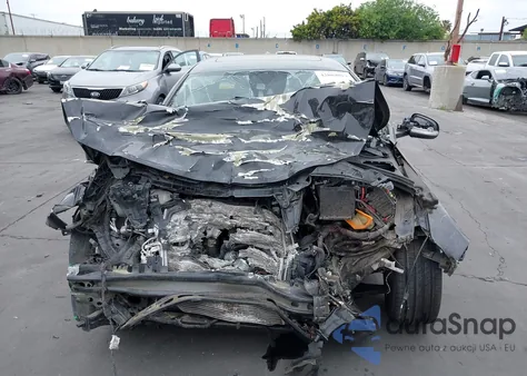 2015 Volvo S60 T5 Platinum z USA, uszkodzony, nr VIN YV126MFM6F2361507